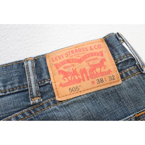 Levi's 505 Regular Fit Straight Rugged Blue Denim Jeans Mens Size 38 x 32 - Picture 1 of 6